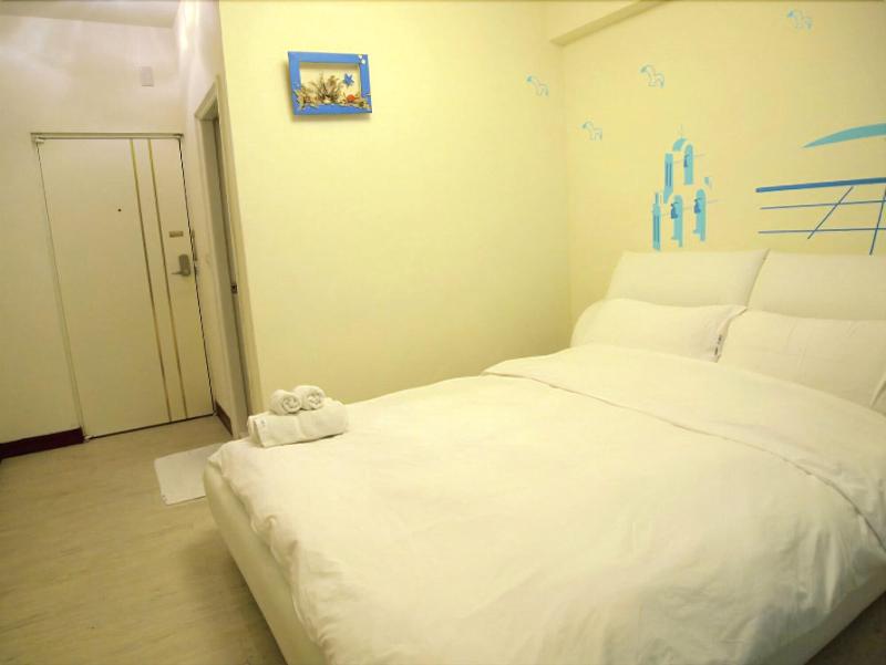Love Fenjia Colorful Hotel
