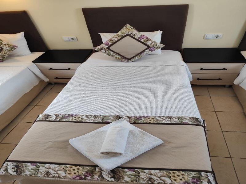 Canna Garden Hotel image