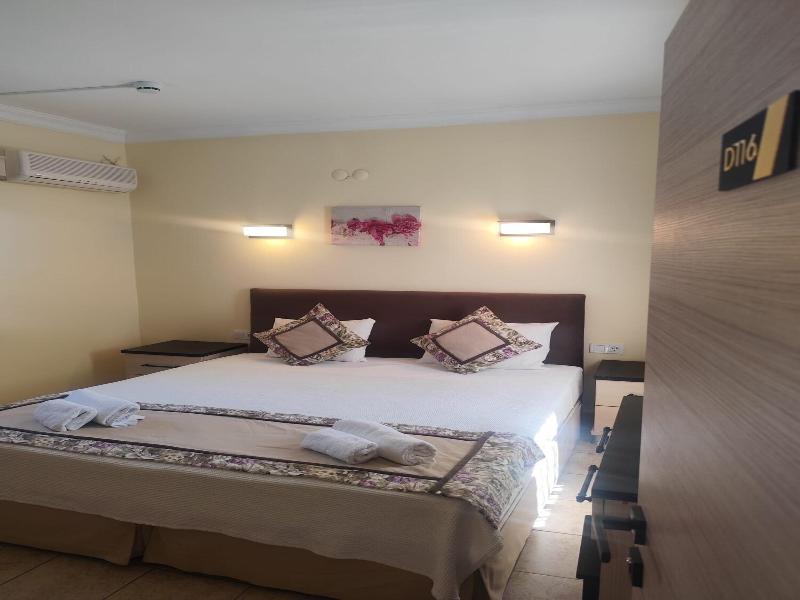 Canna Garden Hotel image