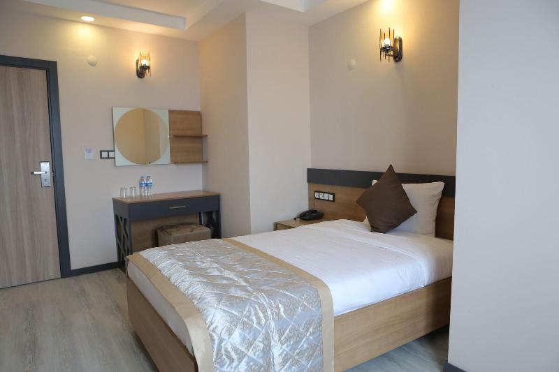 Korkmaz Otel image