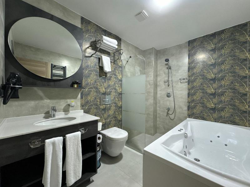 Korkmaz Otel image