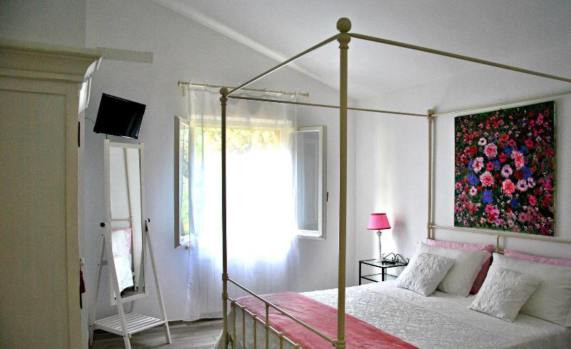 Bed & Breakfast Le Azalee image