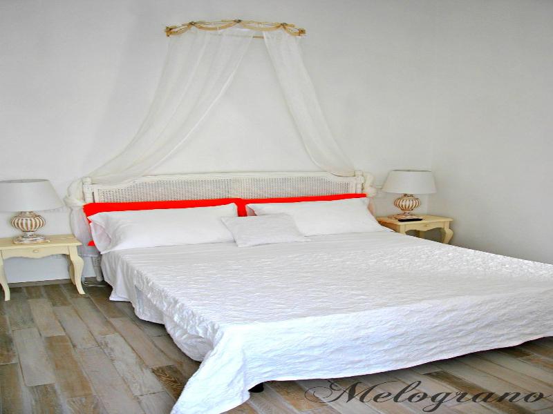 Bed & Breakfast Le Azalee image