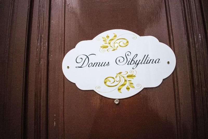 Domus Sibyllina image