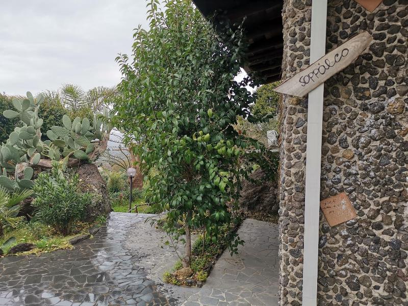 La Fattoria dei Nonni Resort dell'Etna image