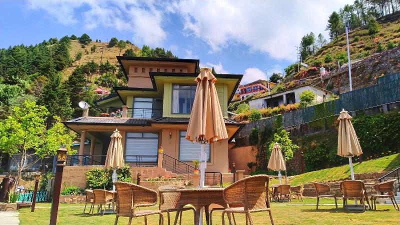 Larisa Resort, Mussoorie — exterior view