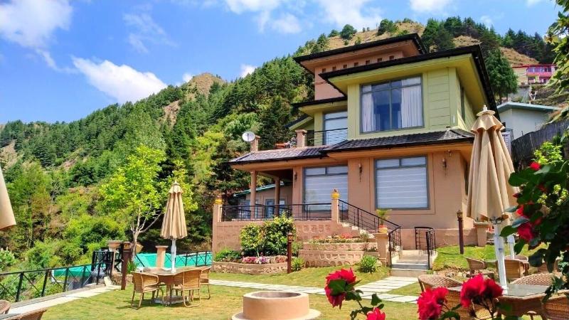Larisa Resort, Mussoorie — general view