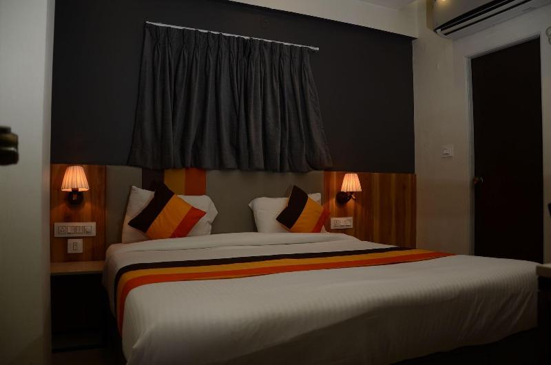 Elita Rooms image