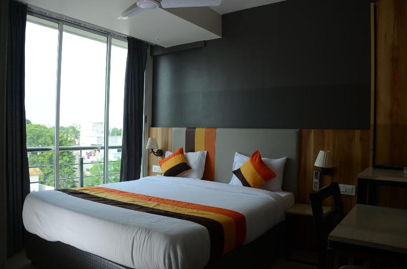 Elita Rooms image