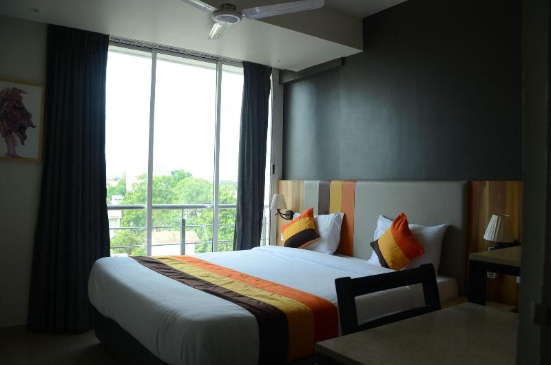 Elita Rooms image