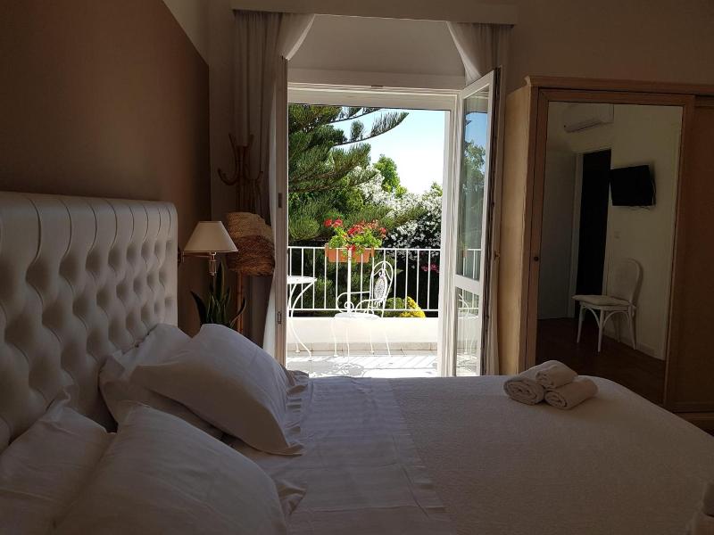 Arenosu A Pochi Km Dalle Spiagge image