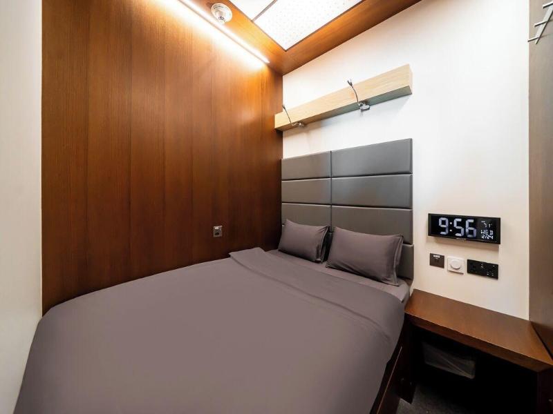 sleep 'n fly Sleep Lounge – Dubai Airport, A-G image