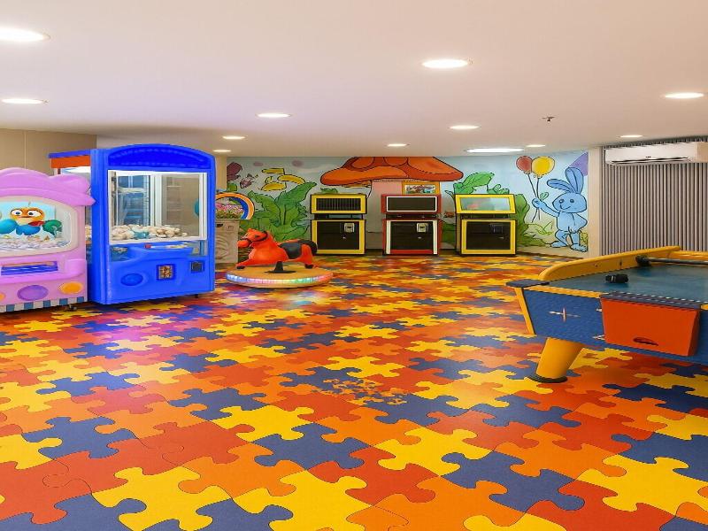 Royal Shangrila image