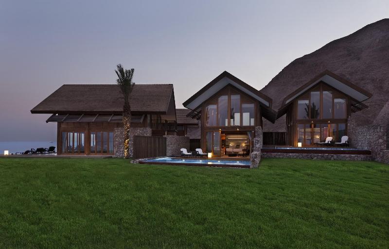 Royal Shangrila image