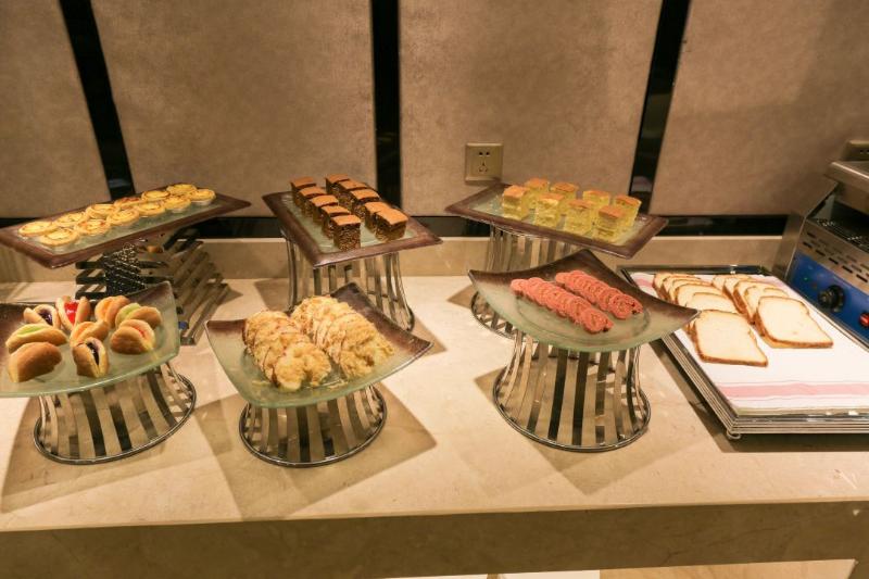 Days Inn Business Place Sichuan Bazhong