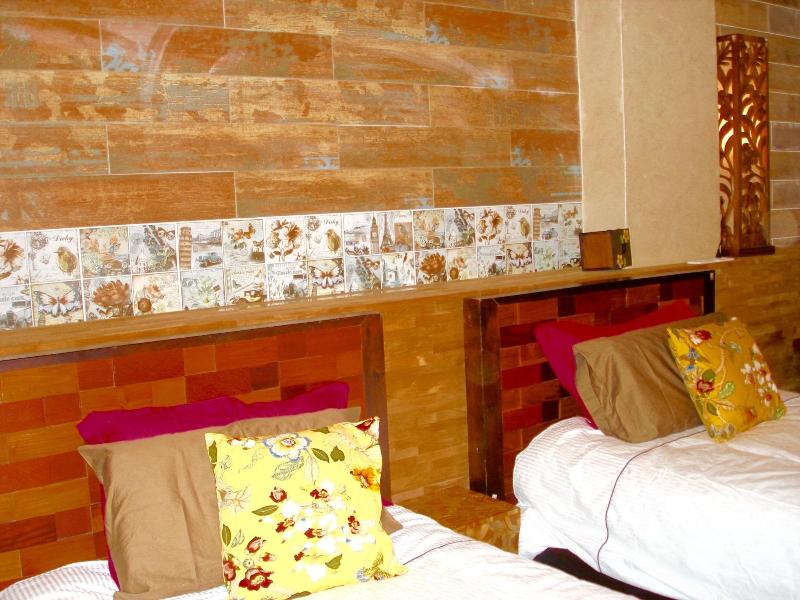 Home & Teak Homestay image
