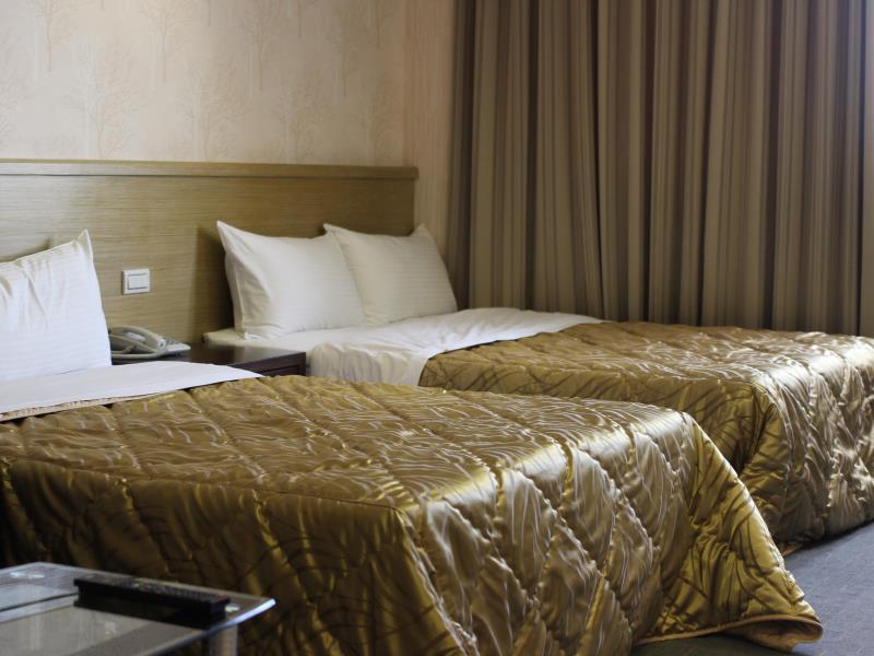 Home Full Hotel image