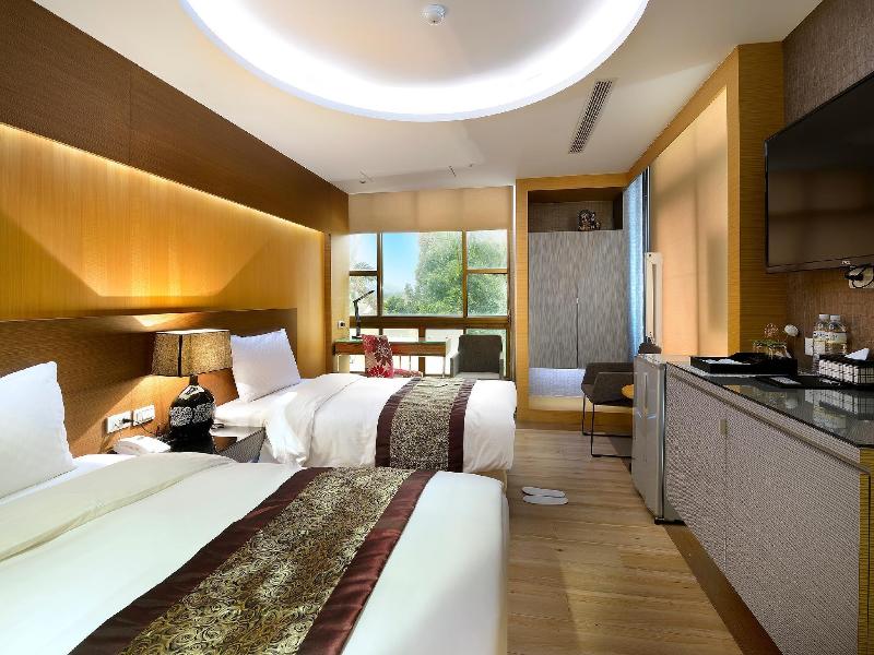 Jinsa Lakeside View Resort — photo 3