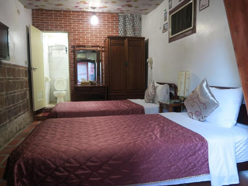 Shuitou Inn I image