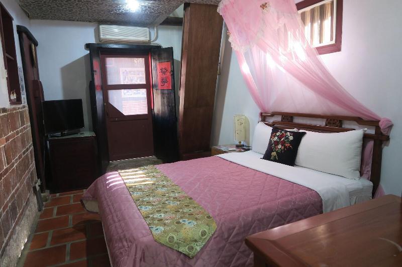 Shuitou Inn I image