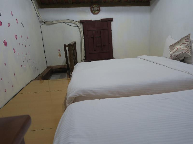 Shuitou Inn I image