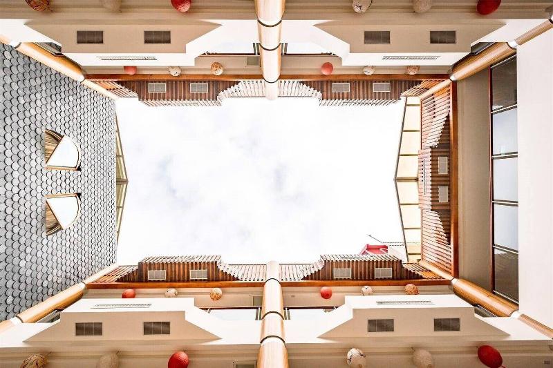 Ludao Hotel image