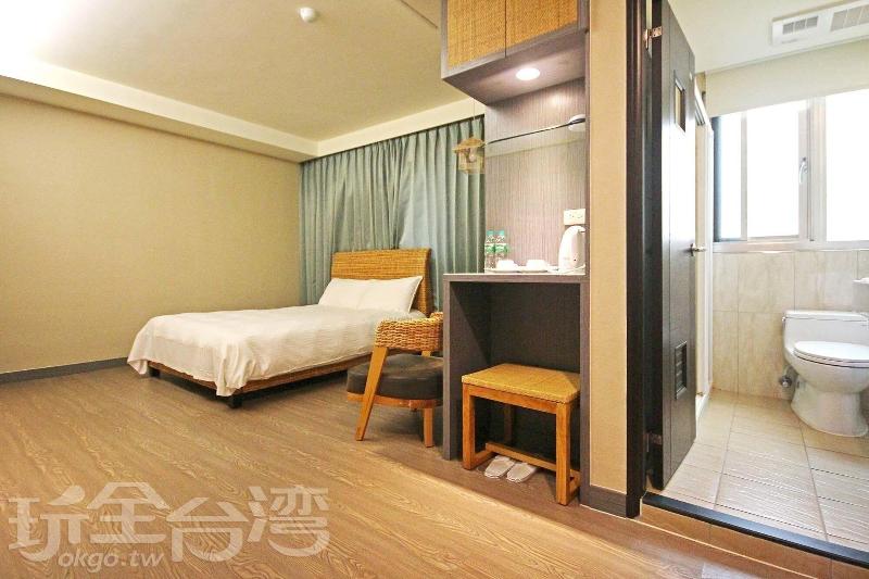 Ludao Hotel image