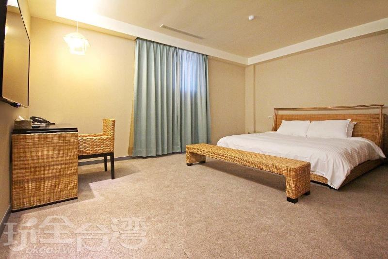 Ludao Hotel image