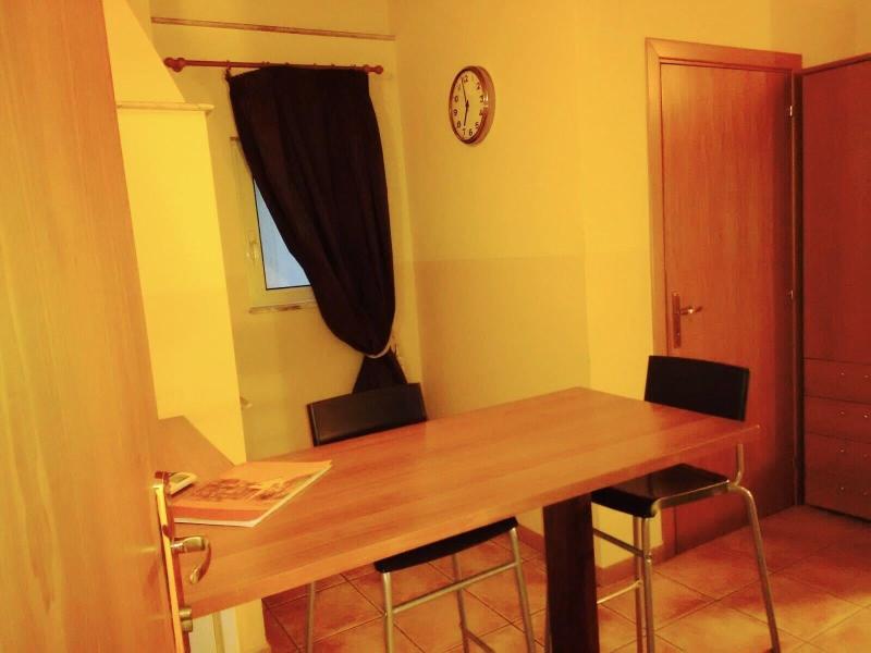 Room Economy image