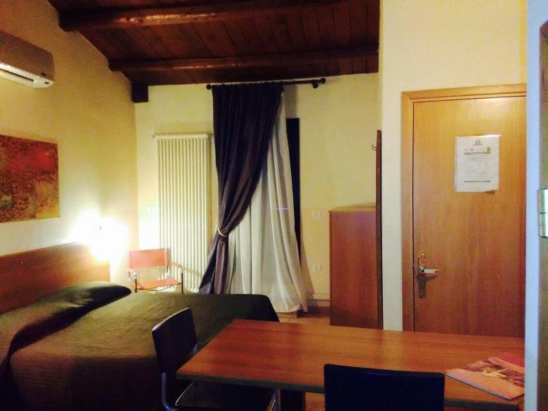 Room Economy image