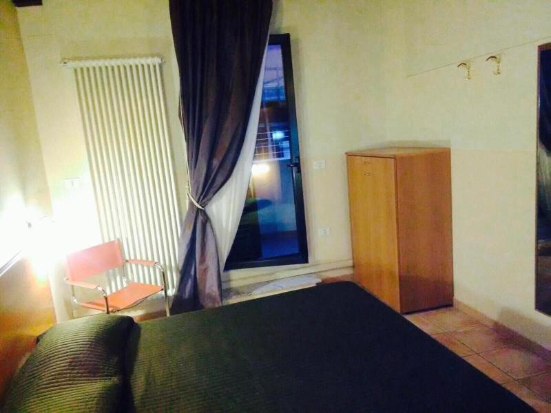 Room Economy image