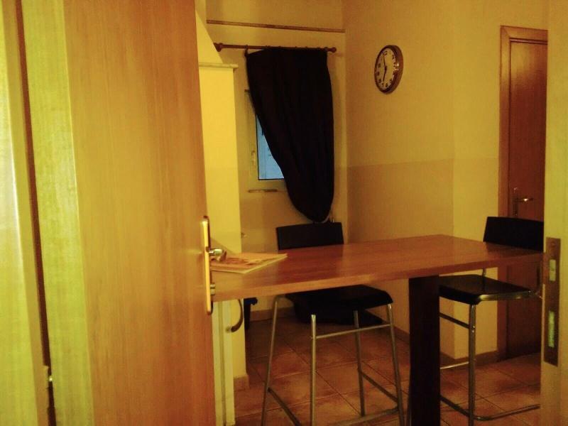Room Economy image