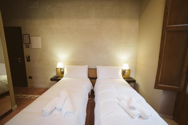 Elda Hotel image