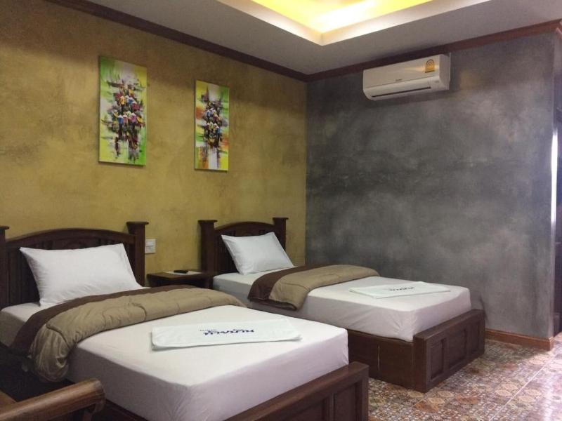 Tai Baan Resort image