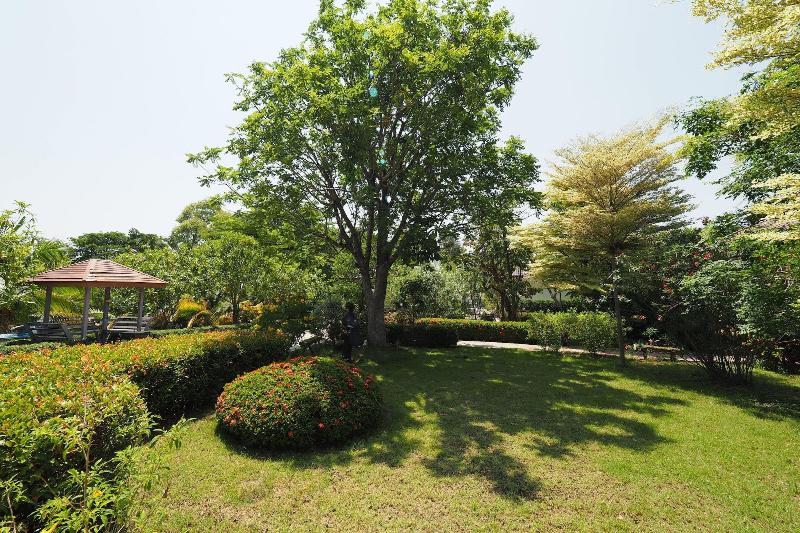 Baan Suan Resort Juree Punsuk