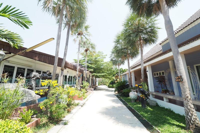 Baan Suan Resort Juree Punsuk — general view