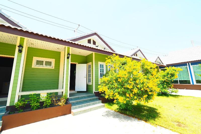 Baan Suan Resort Juree Punsuk