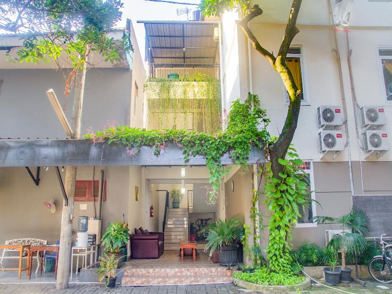 Hotel O Jakarta near One Belpark Mall image