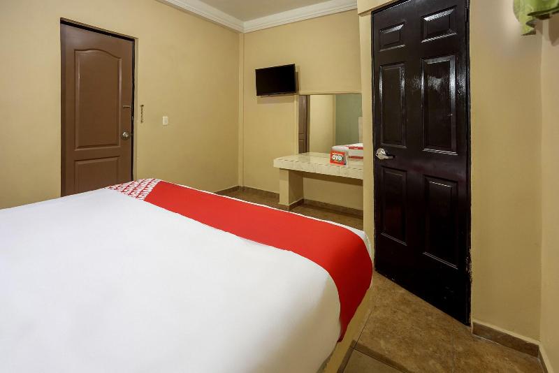 Hotel Torre image