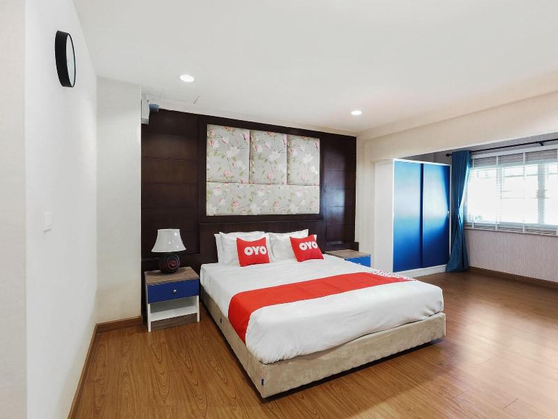 995 Blue Cafe Apartment image