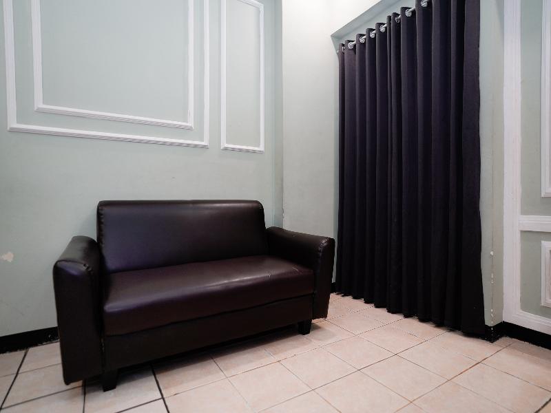 The Suite Metro Apartment by King Official image