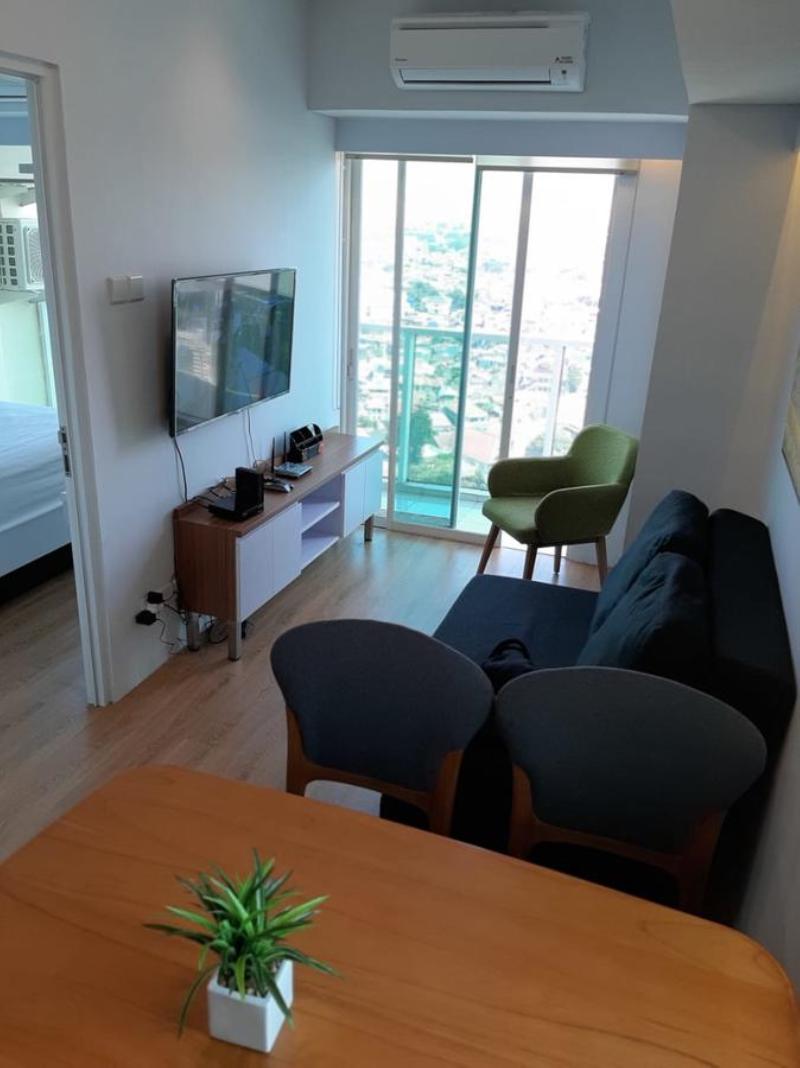 La Grande Apartment by Queen by ZUZU image