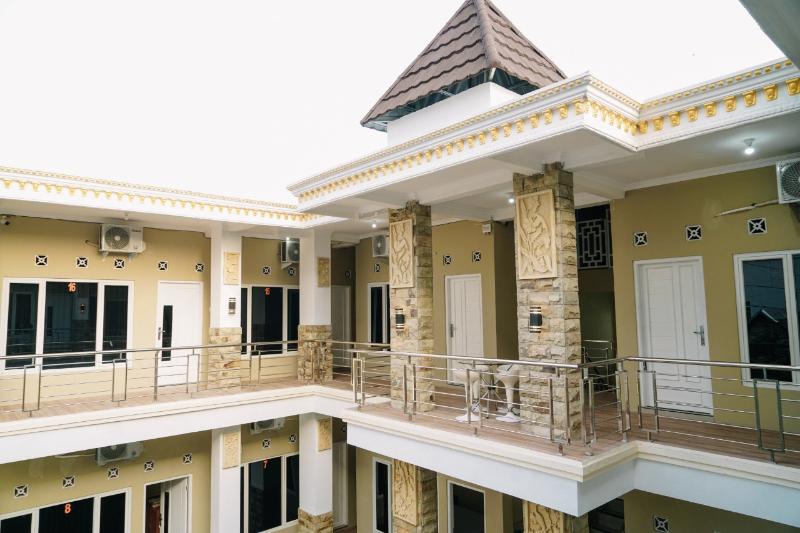 Kostel Velisia Syariah