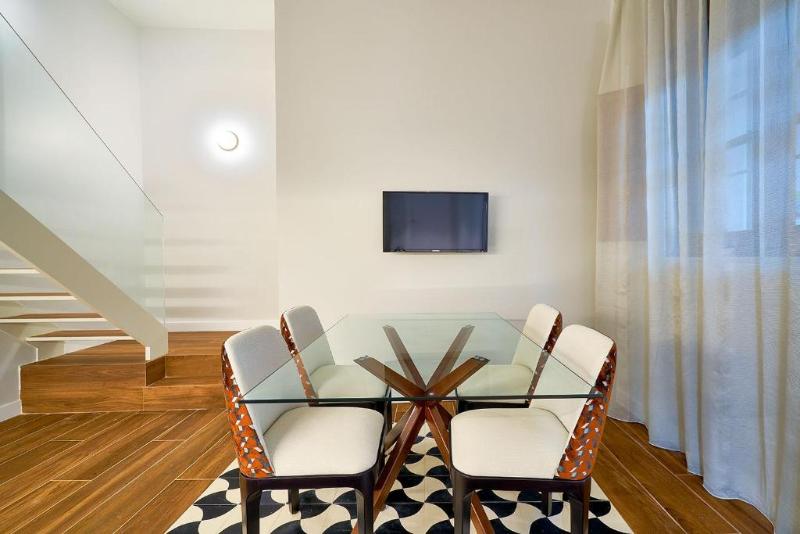 Tandem Torres De Cádiz Suites image