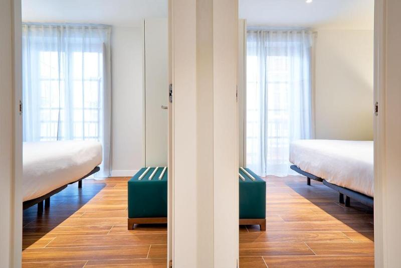 Tandem Torres De Cádiz Suites image