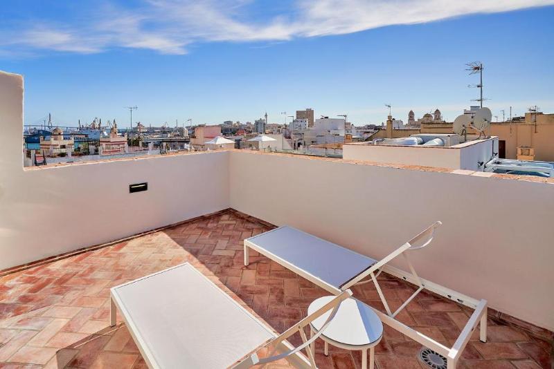 Tandem Torres De Cádiz Suites image