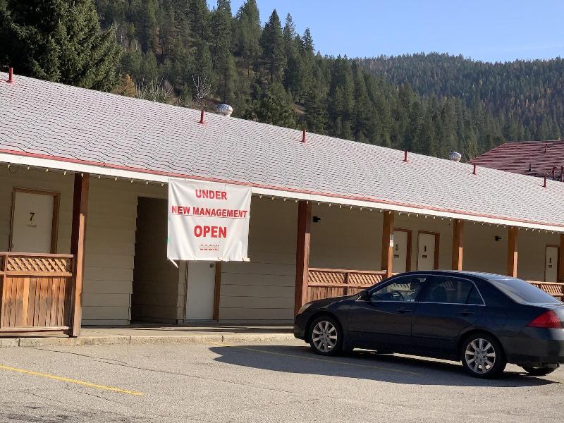 Greenview Motel And Rv Park image