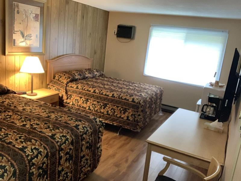 Greenview Motel And Rv Park image