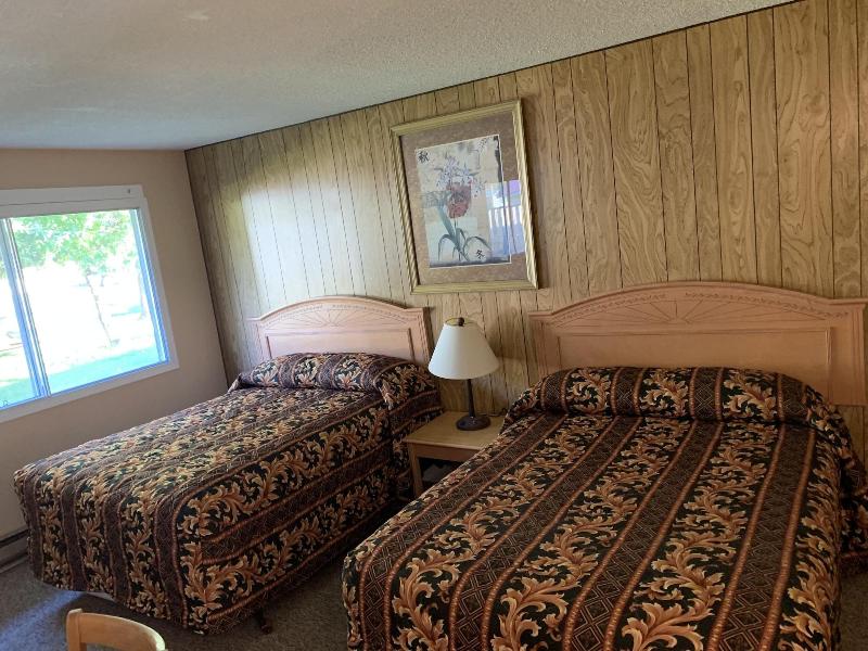 Greenview Motel And Rv Park image