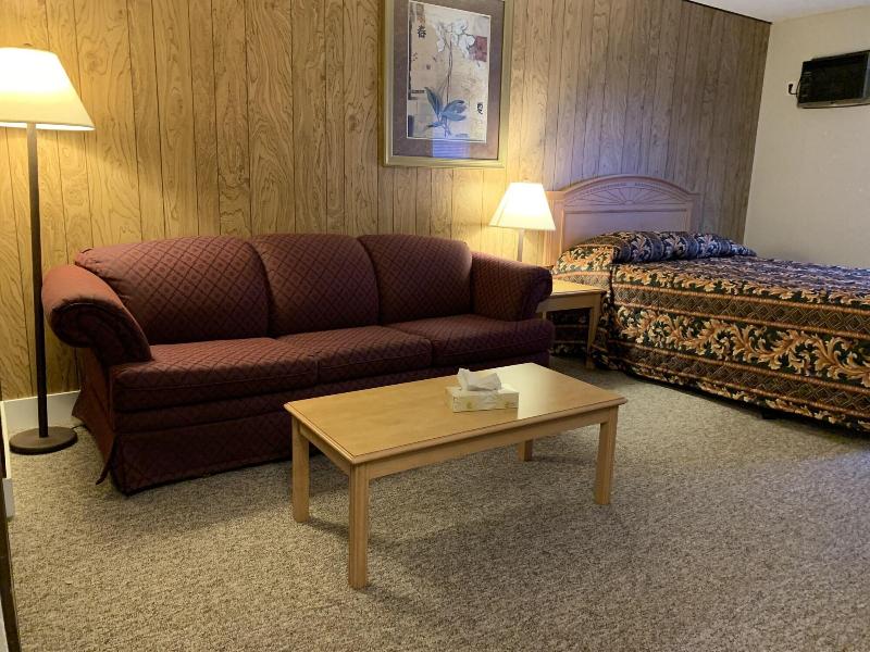 Greenview Motel And Rv Park image